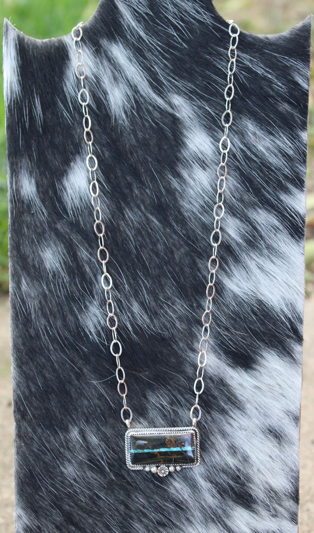 Blackjack Bar Necklace