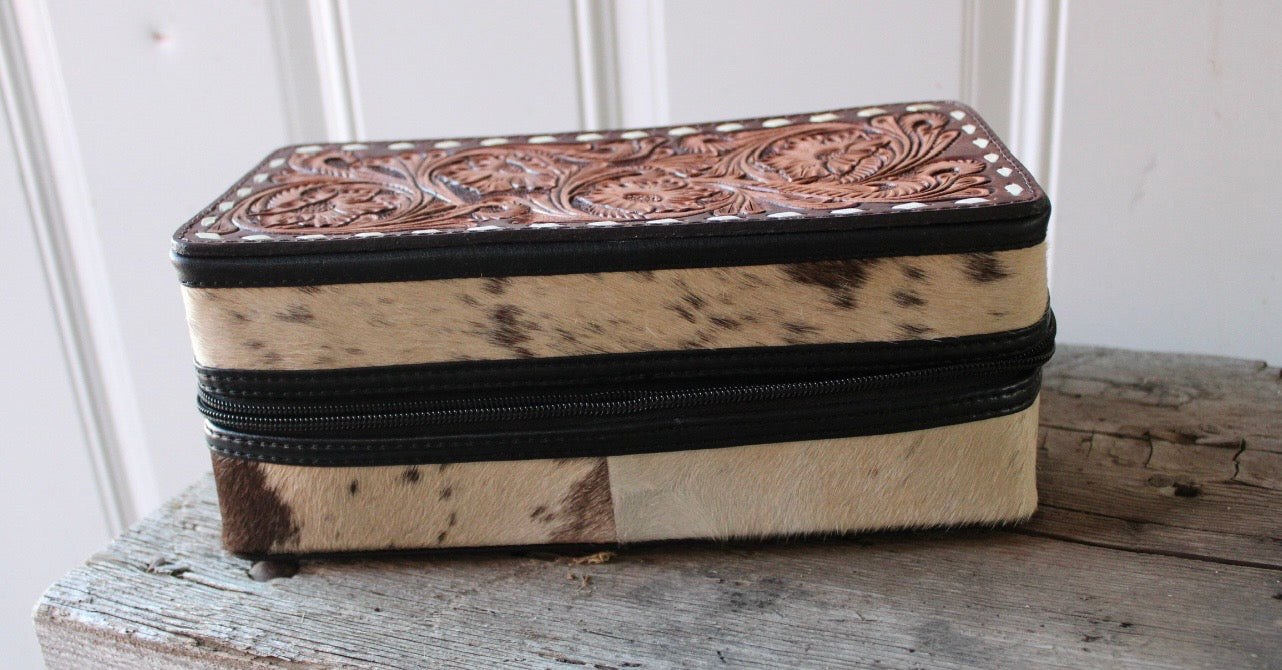 Jewelry case