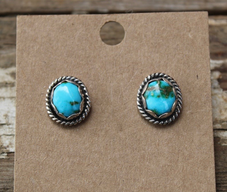 Sonoran Mountain Studs