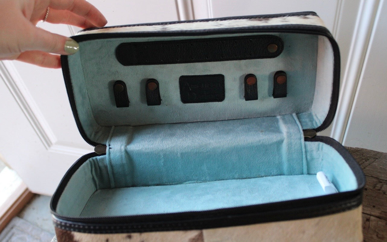 Jewelry case