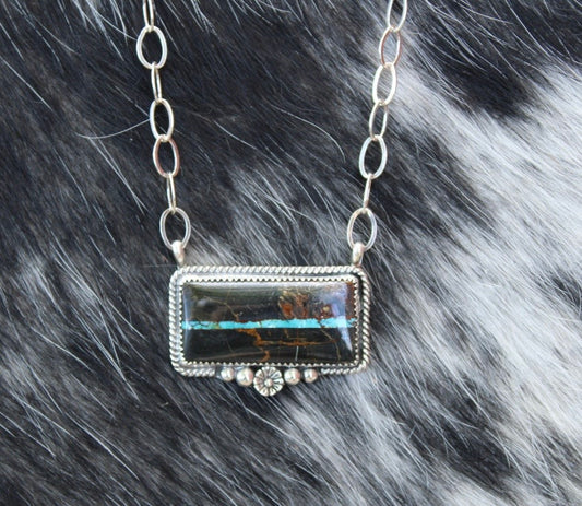 Blackjack Bar Necklace