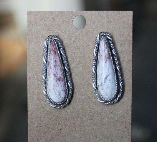 Red Buffalo Studs