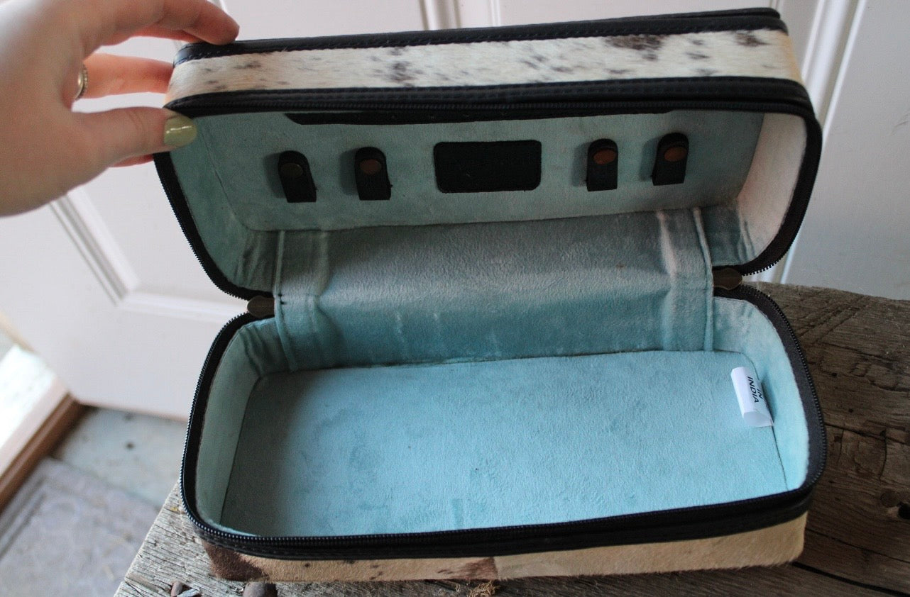 Jewelry case