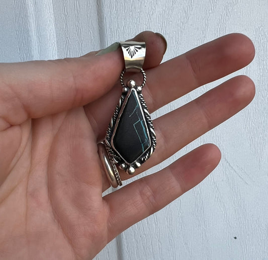 Hubei Pendant